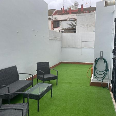 Piso En El Centro De Huelva Silencioso Y Con Gran Patio, Calle La Paz Exterior foto