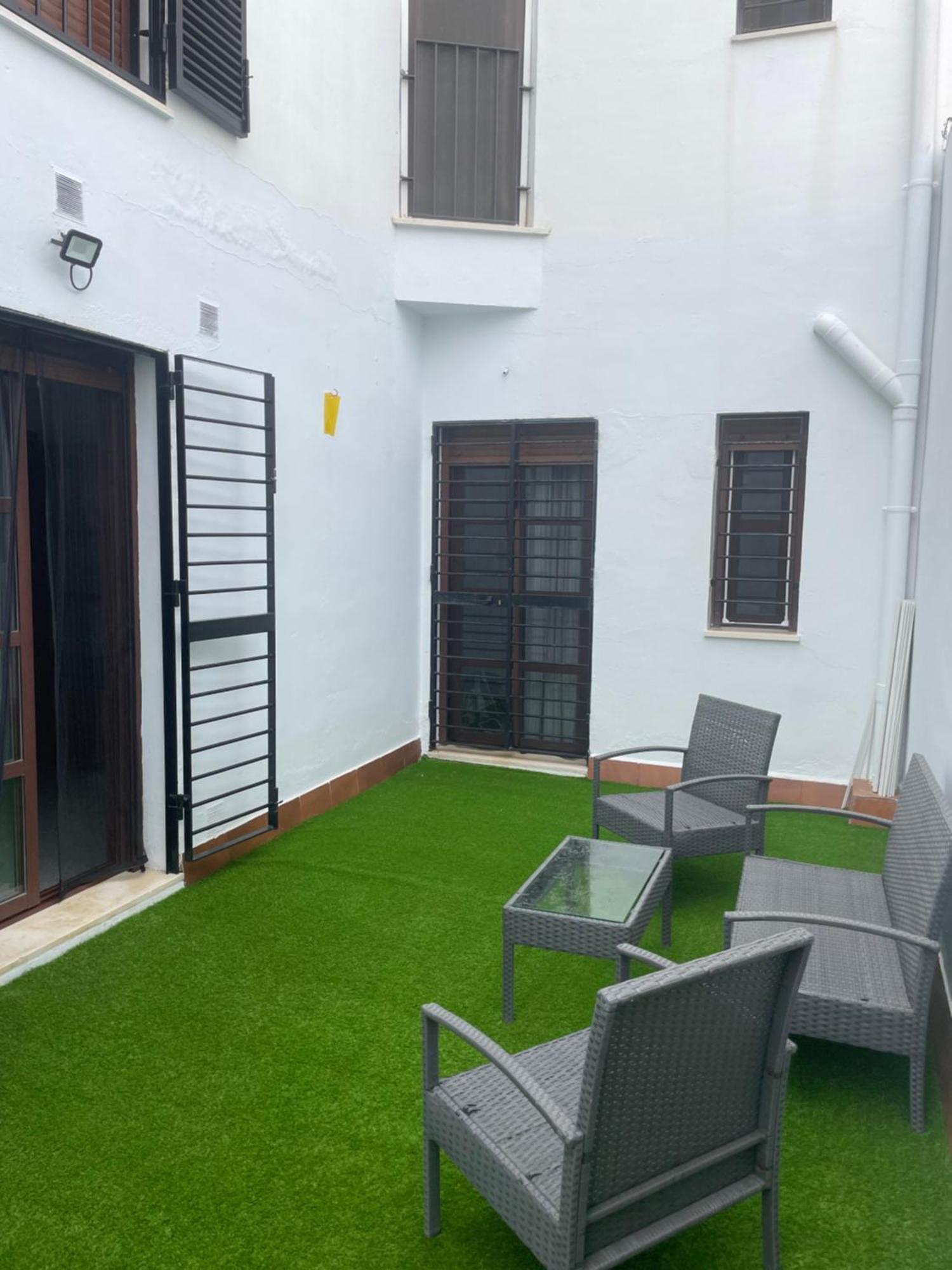 Piso En El Centro De Huelva Silencioso Y Con Gran Patio, Calle La Paz Exterior foto